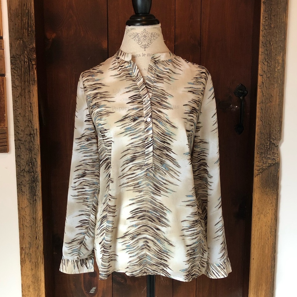 Chico's Cream and White Long Sleeve Button Down Shirt